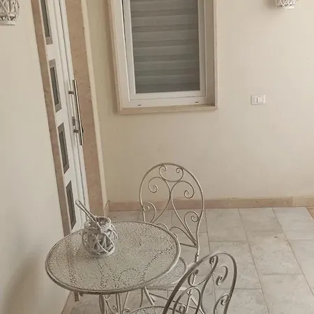 Relais Frantoio Delle Pietre كونفيرسانو